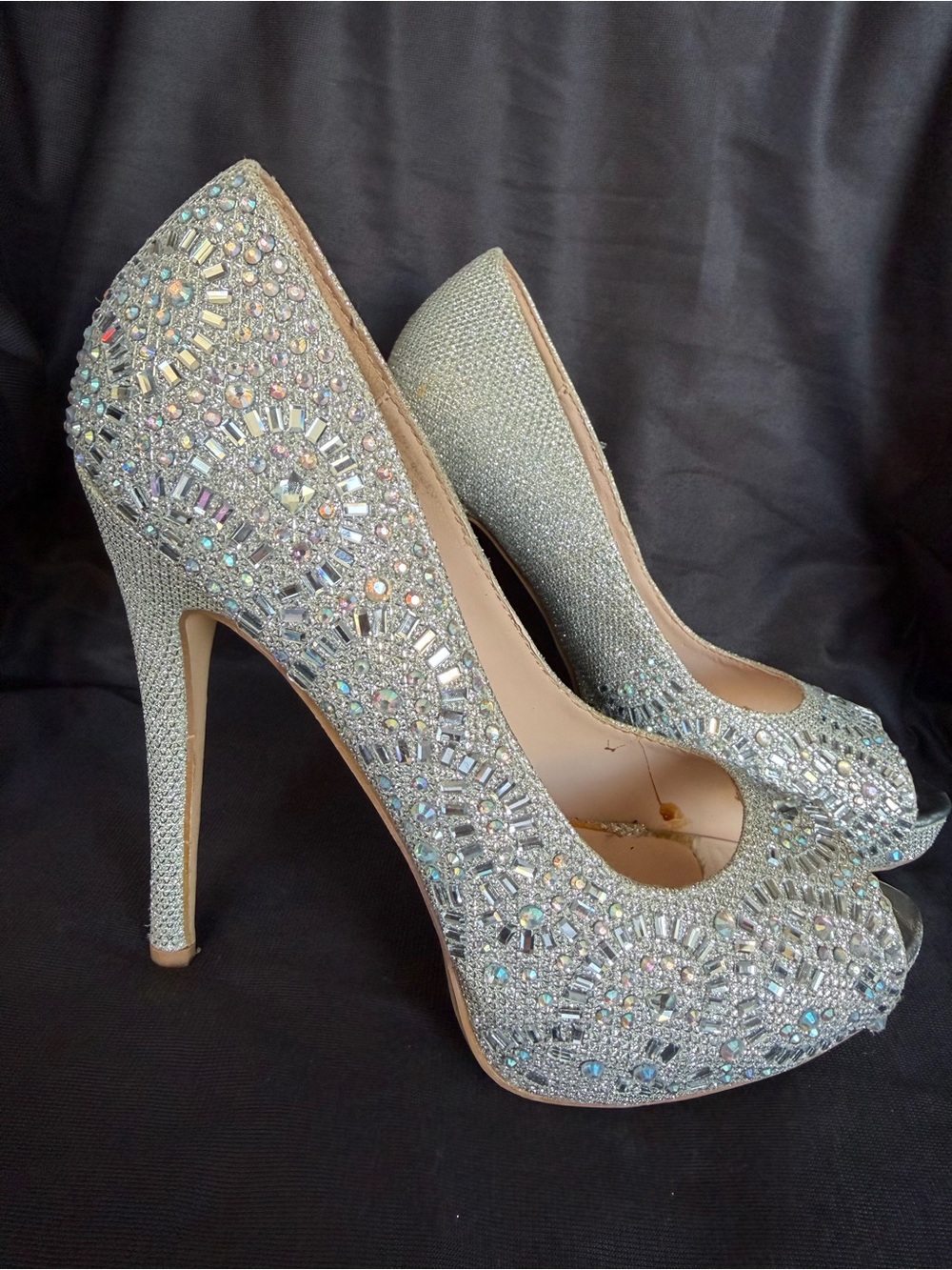 Lauren Lorraine Size 6.5 Silver Crystal-Embellished Peep-Toe Heels